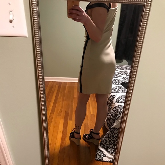 Slimming Apricot Dress - Picture 8 of 8